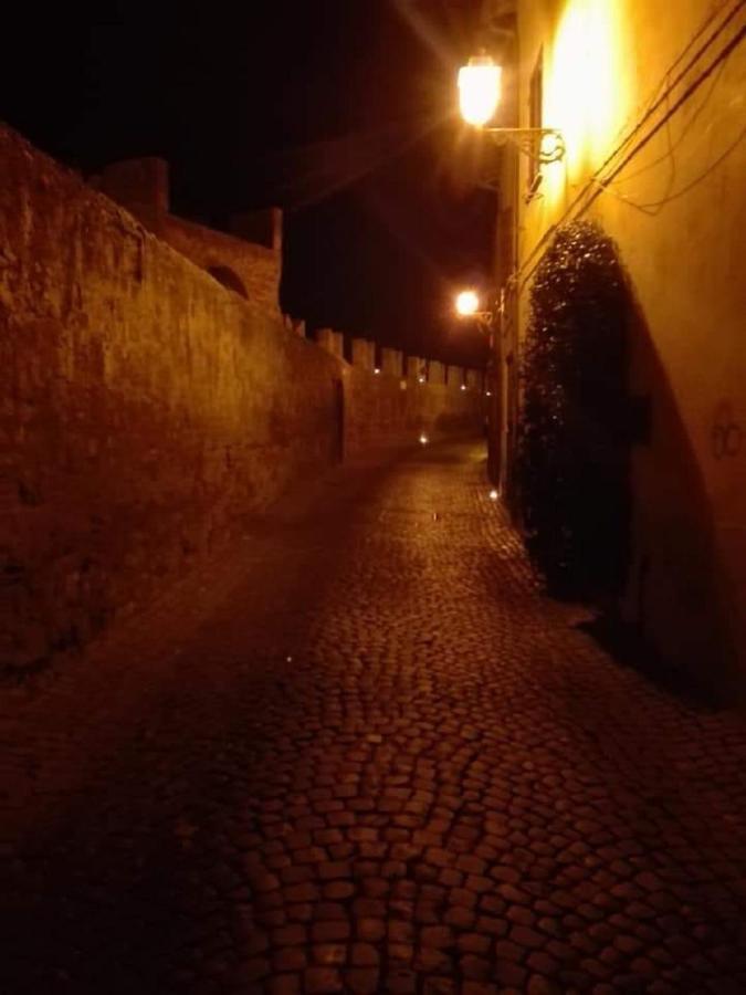 Casa "Oasi" Centro Storico Appartement Tuscania Buitenkant foto