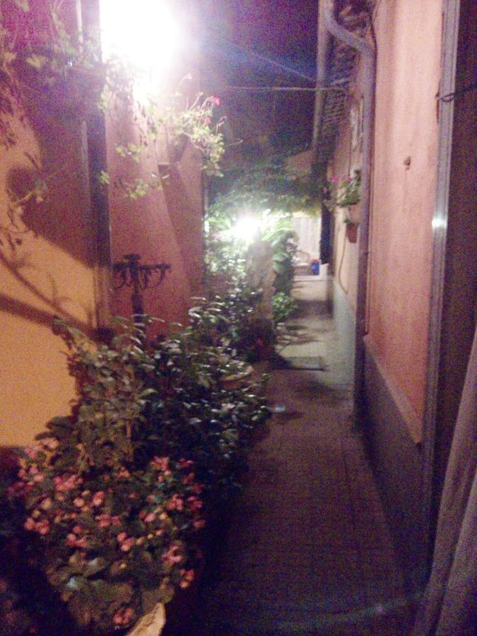 Casa "Oasi" Centro Storico Appartement Tuscania Buitenkant foto