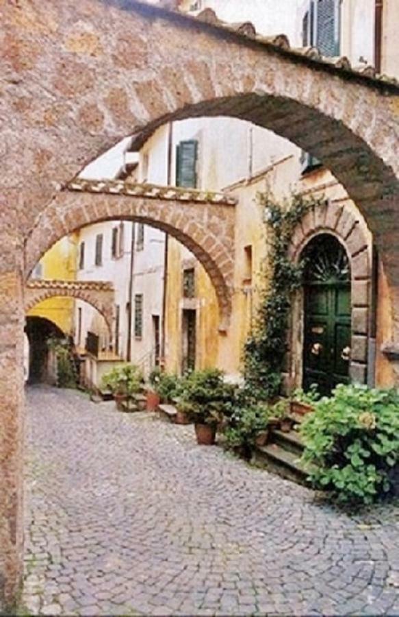 Casa "Oasi" Centro Storico Appartement Tuscania Buitenkant foto